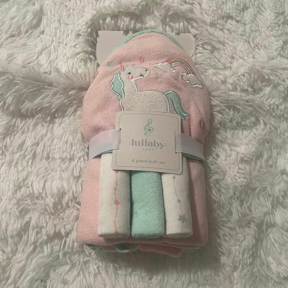 lullaby lane baby bath towel set